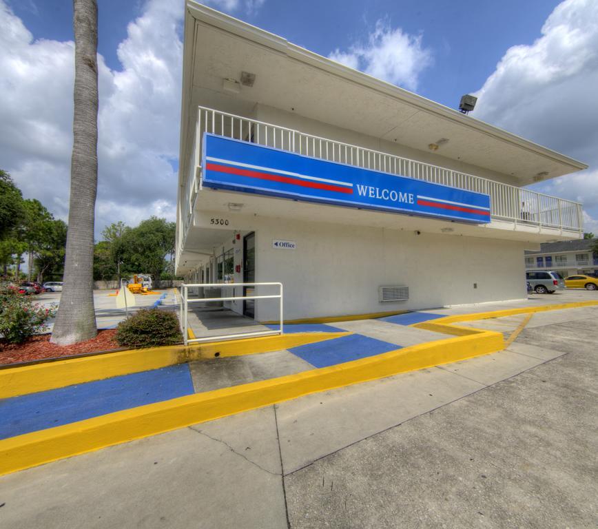 Motel 6-Orlando, Fl - Winter Park Maitland Bagian luar foto