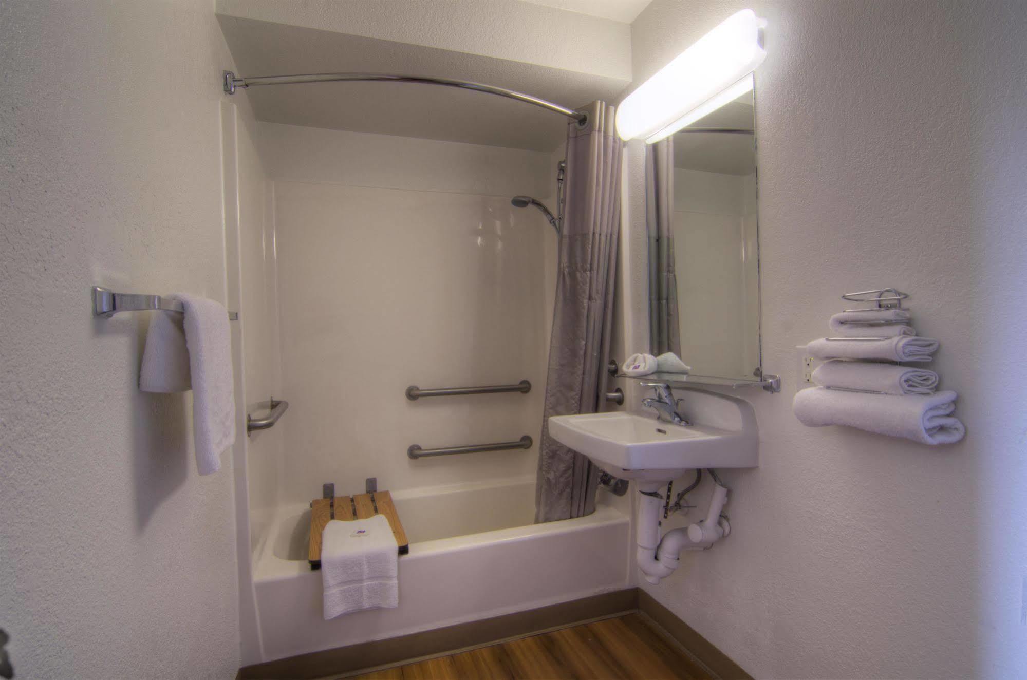 Motel 6-Orlando, Fl - Winter Park Maitland Bagian luar foto